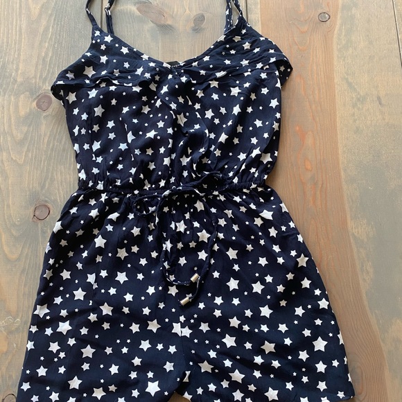 Romper - Picture 2 of 3